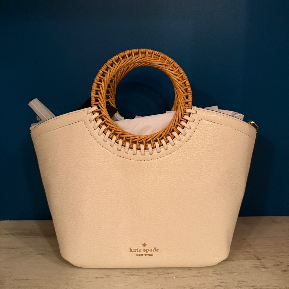 NWT Kate Spade Harbor Small Tote in Meringue – Pebbled Leather - Picture 3 of 16